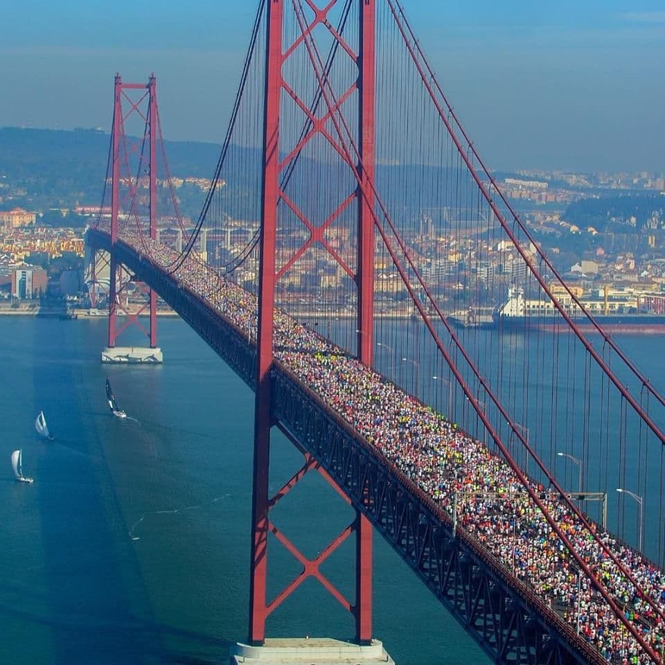 Ponte 25 de Abril suspension bridge in Lisbon at sunrise
